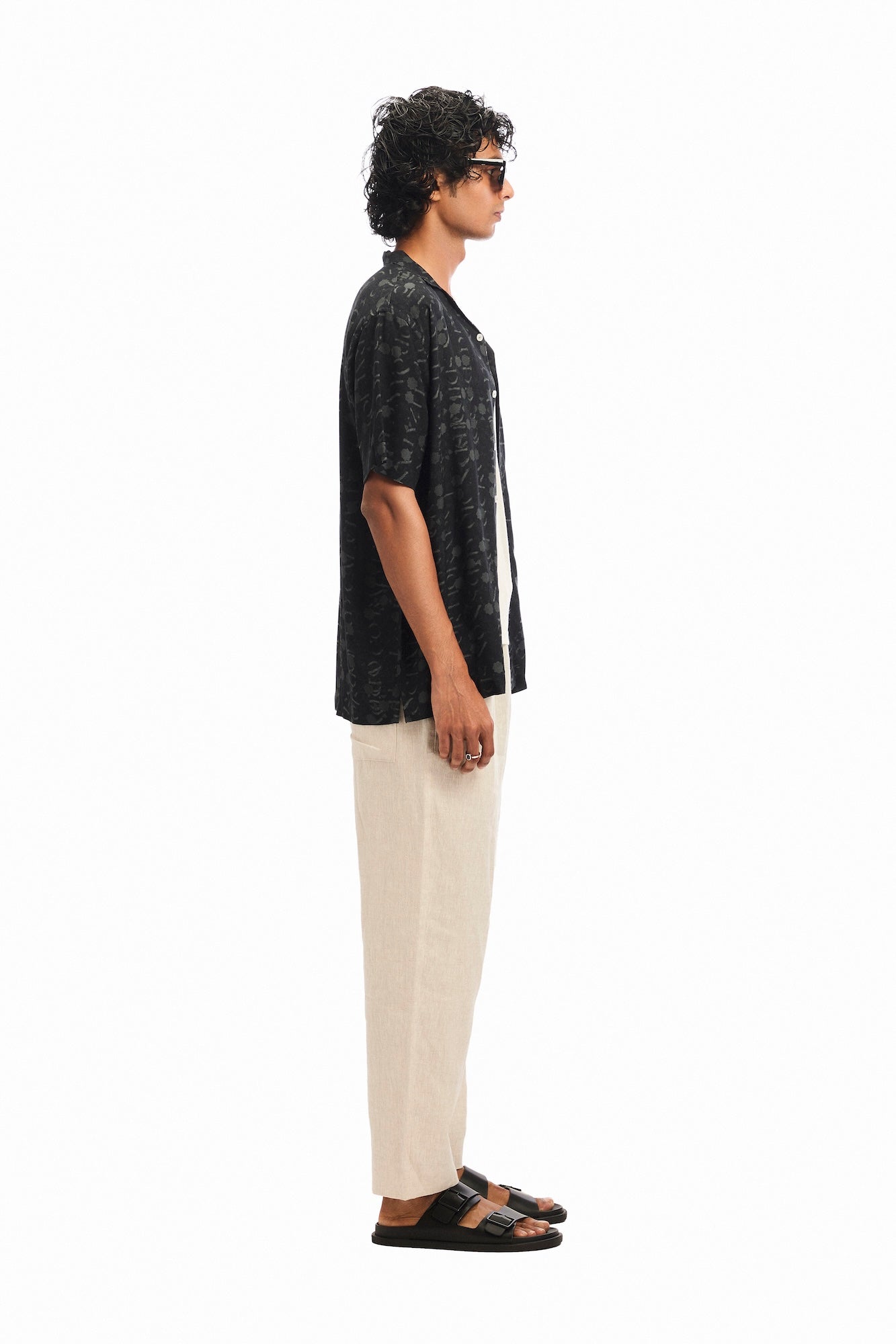 Vulgate Noir Shirt